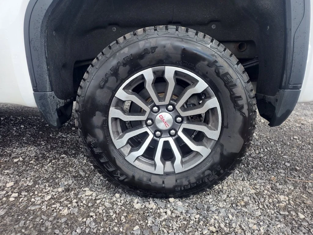 2022 GMC Sierra 1500 AT4 - Photo 19