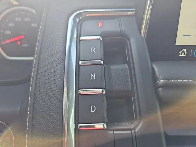 Used 2021 Gray Chevrolet Premier image 23