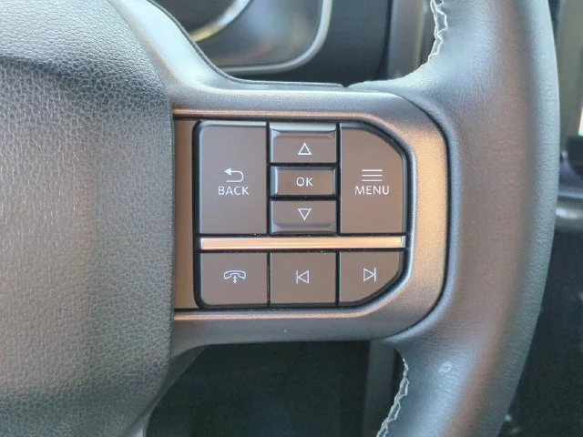Used 2023 Gray Ford XLT image 17