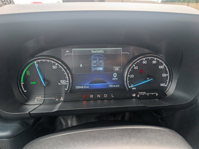Used 2024 Gray Ford LARIAT image 23