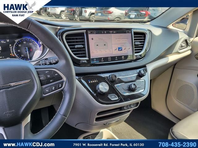 Used 2023 White Chrysler Touring L image 23