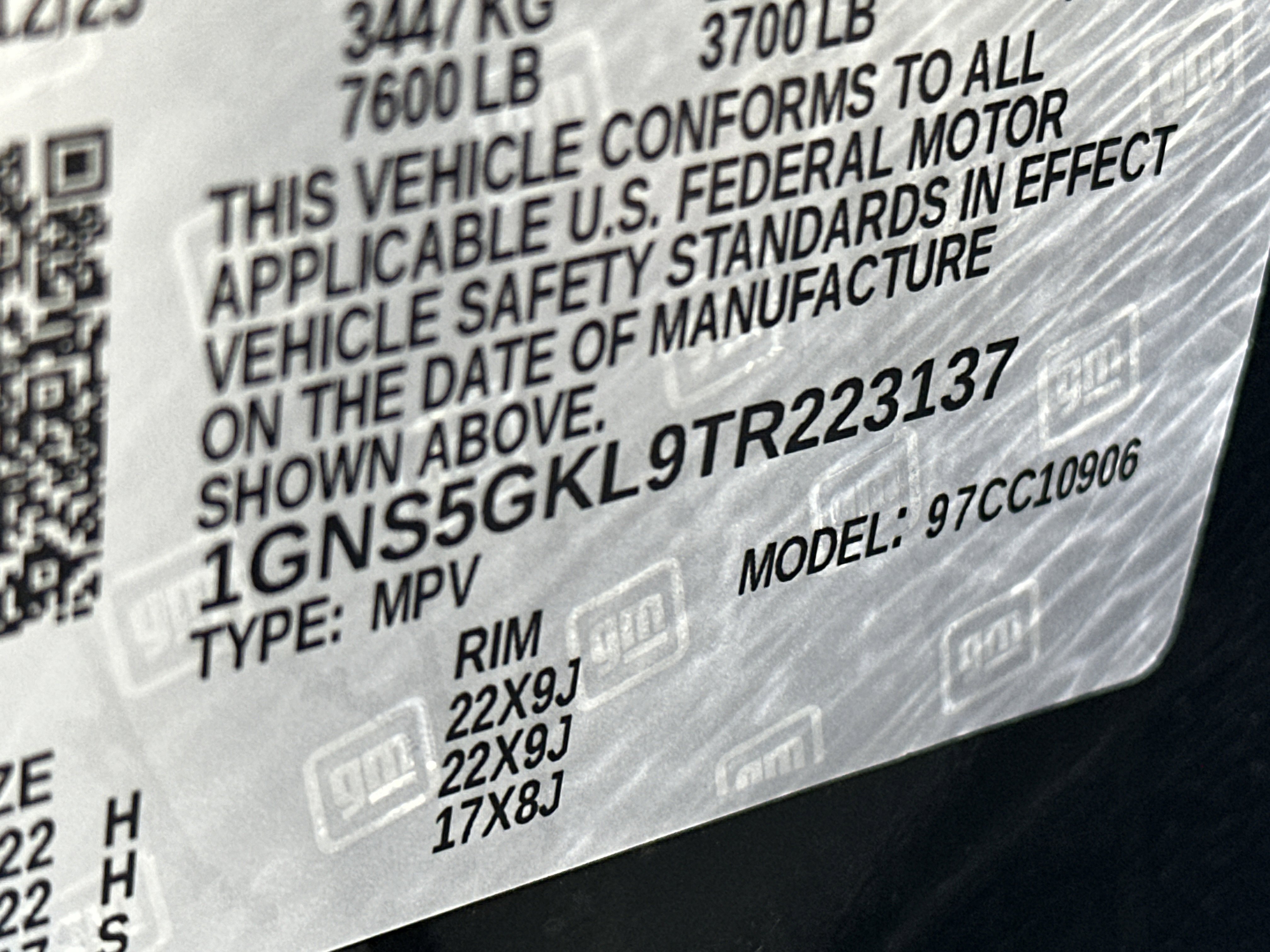 2026 Chevrolet Suburban High Country - Photo 32