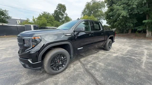New 2026 Onyx Black GMC Elevation image 4