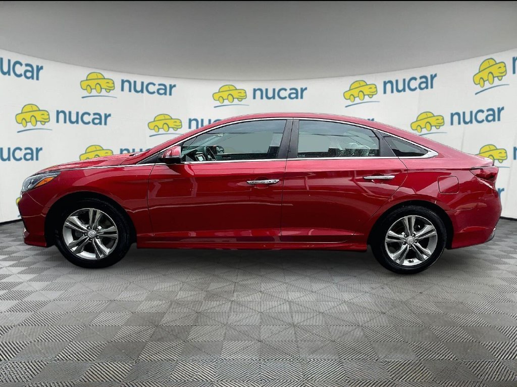 Used 2018 Red Hyundai SEL image 3