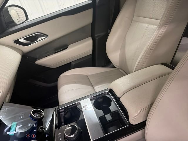 Used 2019 Fuji White Land Rover S image 28