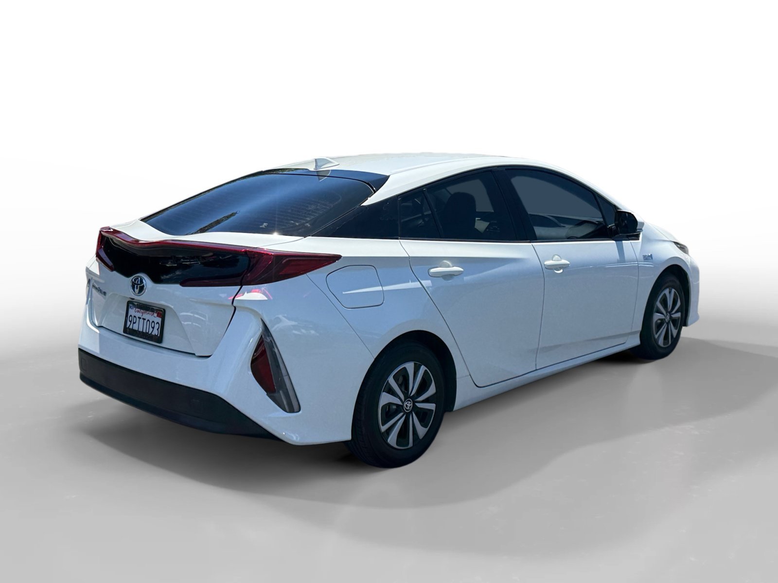 Used 2017 Blizzard Pearl Toyota Plus image 5
