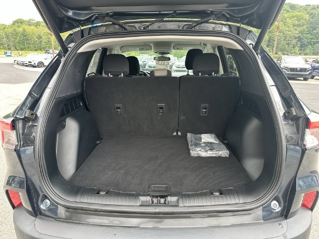 Certified Used 2022 Blue Ford SE image 22