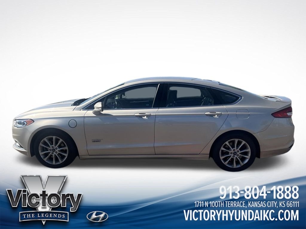 Used 2017 Ford Fusion Energi Titanium with VIN 3FA6P0SU8HR209607 for sale in Kansas City, KS