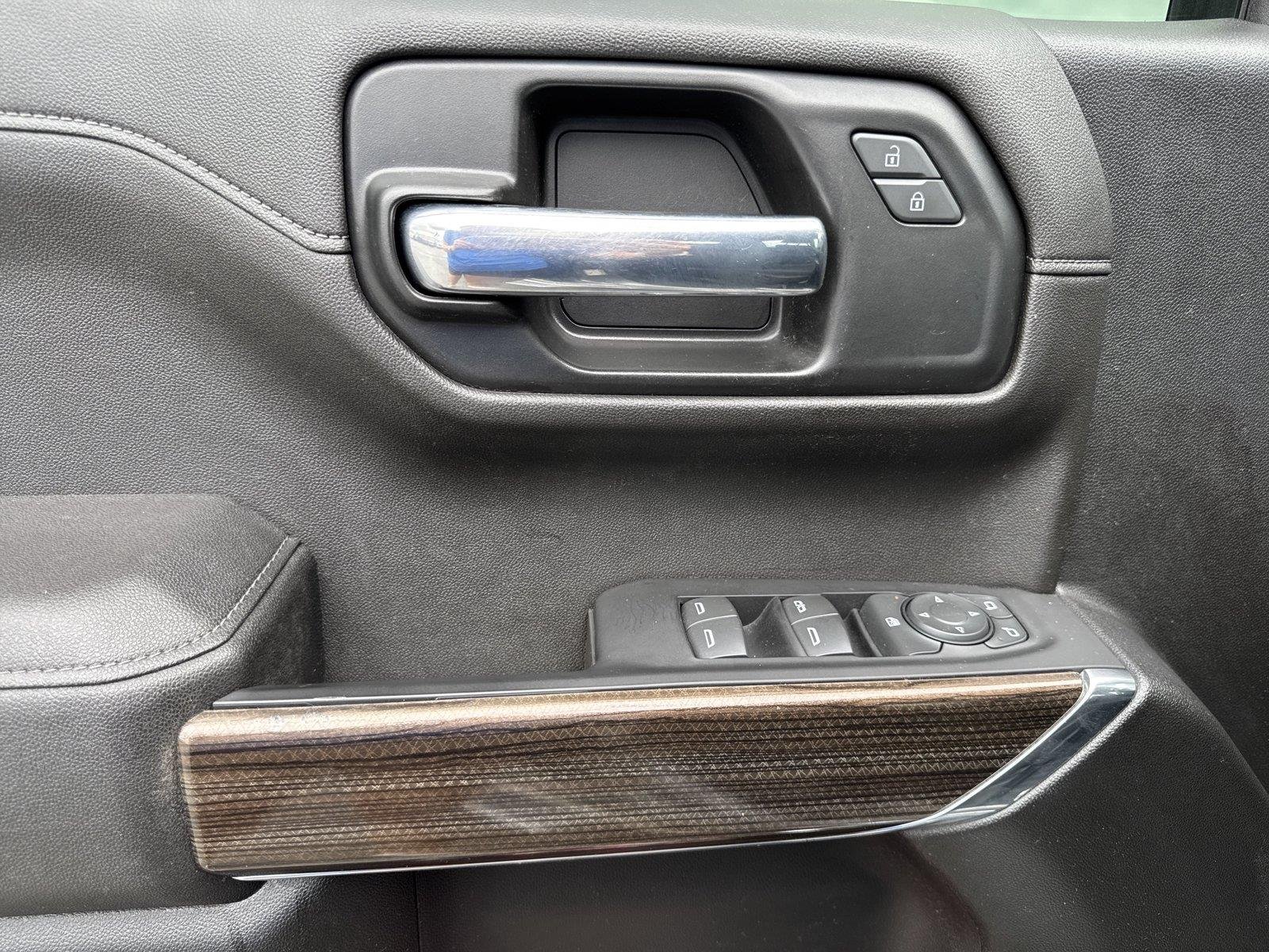 Used 2021 SATIN STEEL METALLIC Chevrolet RST image 17