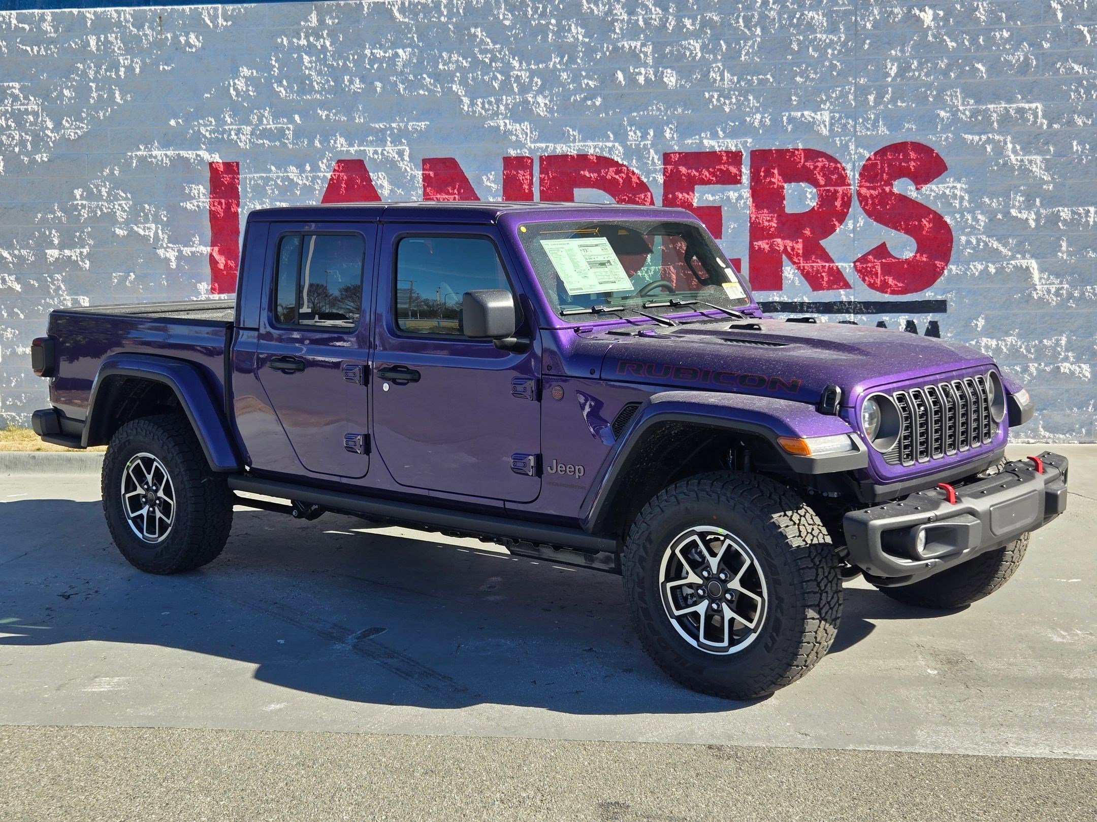 2026 Jeep Gladiator Rubicon X Auto's photo