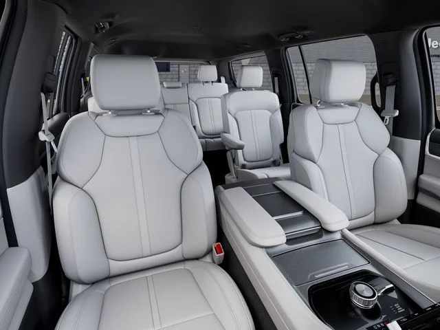 New 2026 Bright White Clear-Coat Exterior Paint Jeep  image 17