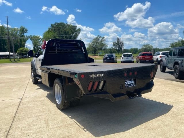Used 2019 White Ford XL image 8