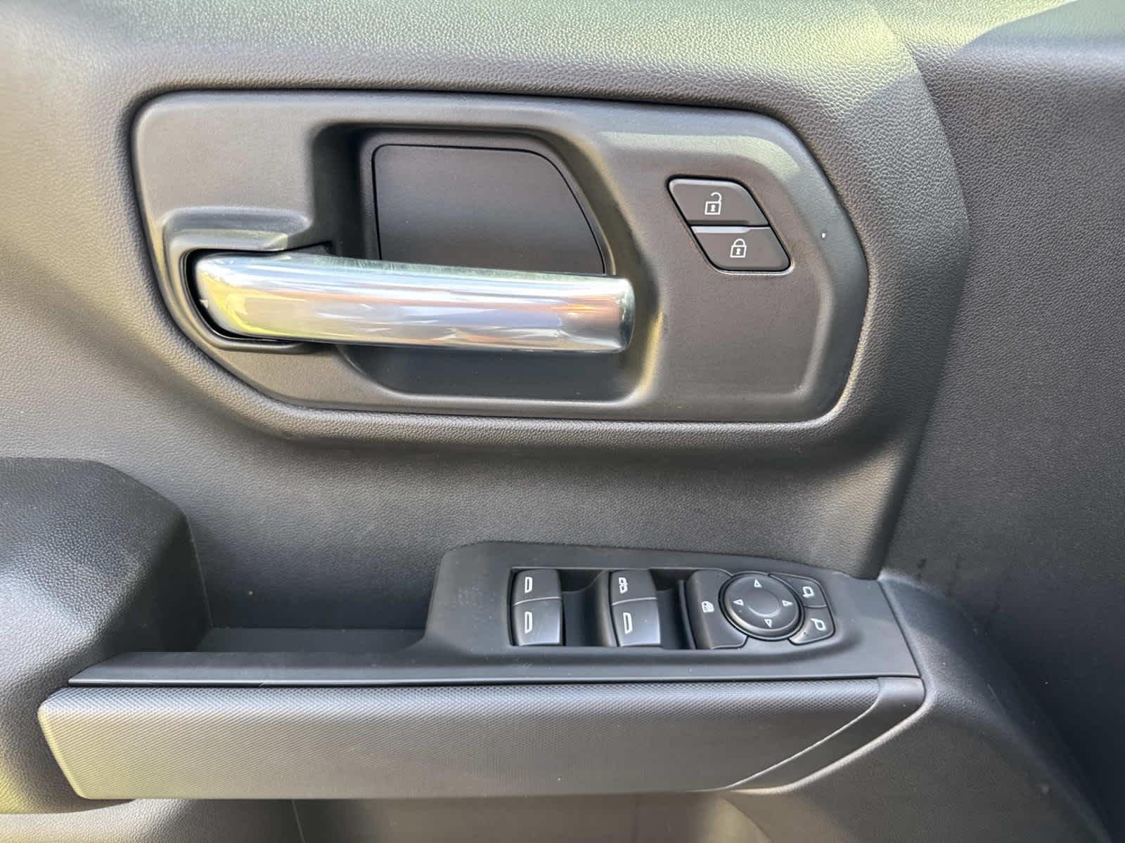 2026 Chevrolet Silverado 1500 Custom - Photo 12