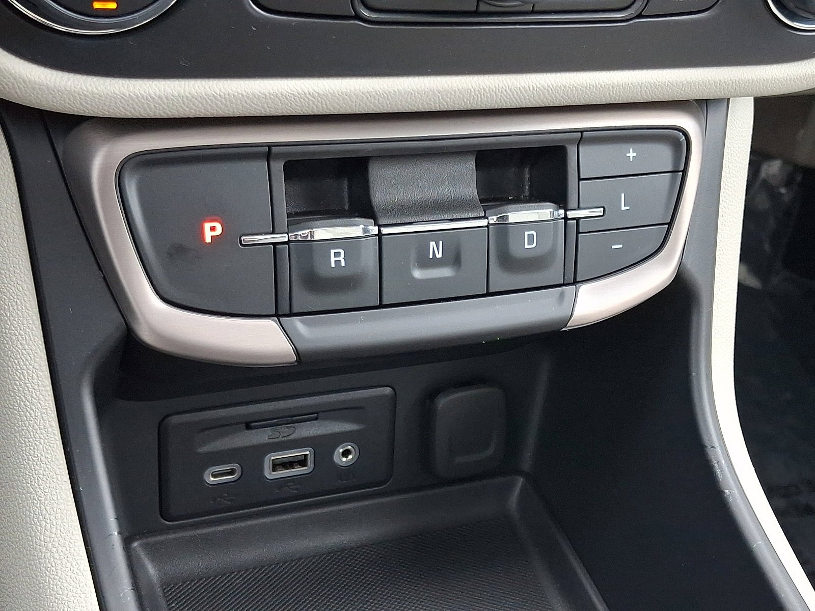 2023 GMC Terrain Denali - Photo 22