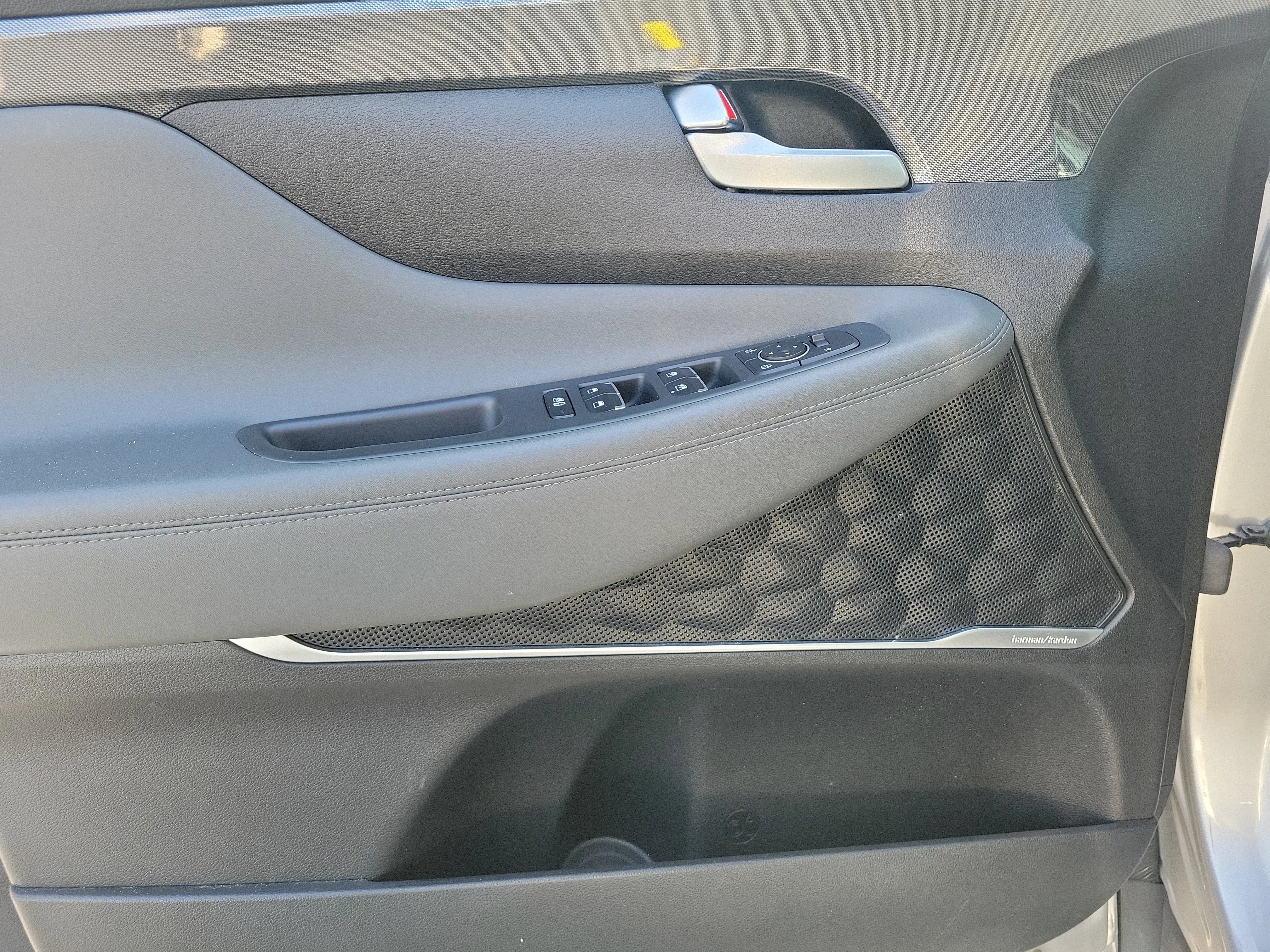 Used 2021 Shimmering Silver Hyundai SEL image 11