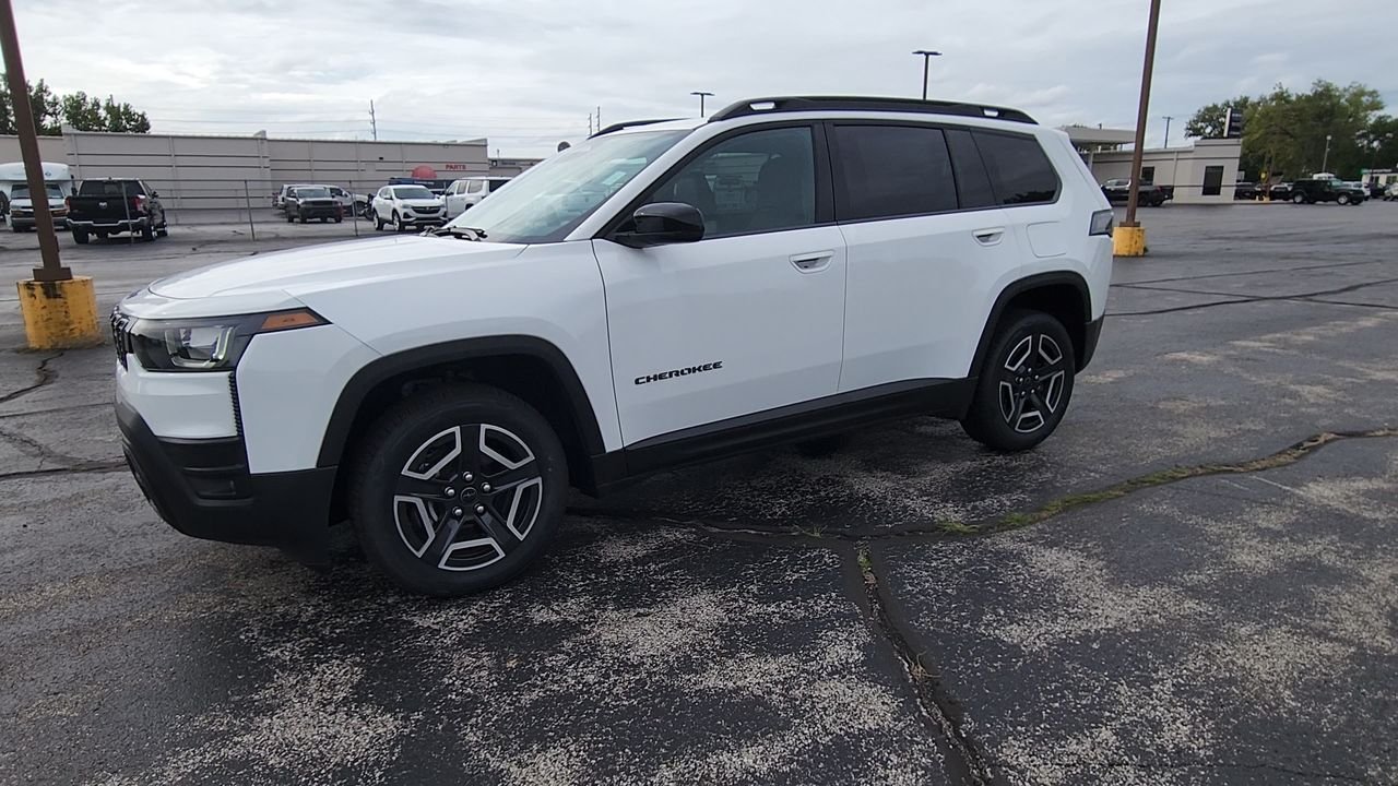 New 2026 Bright White Clear-Coat Exterior Paint Jeep Limited image 4