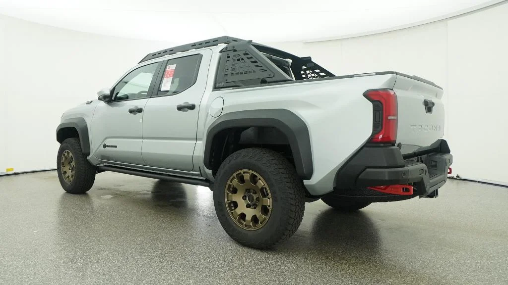 New 2026 Celestial Silver Metallic Toyota Trailhunter image 17