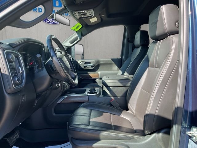 Used 2022 Blue Chevrolet High Country image 2