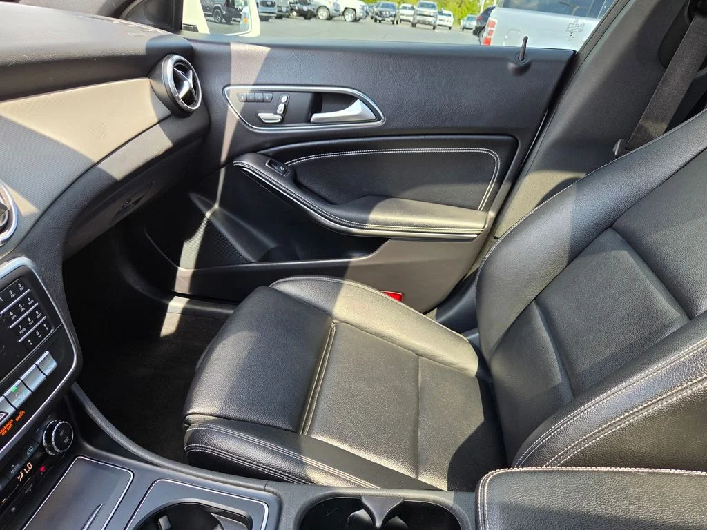 Used 2018 White Mercedes-Benz CLA 250 image 12