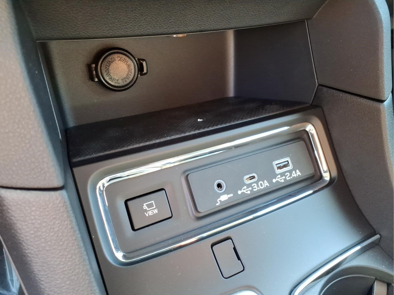 New 2026 SAPPHIRE BLUE PEARL Subaru Limited 7-Passenger image 13