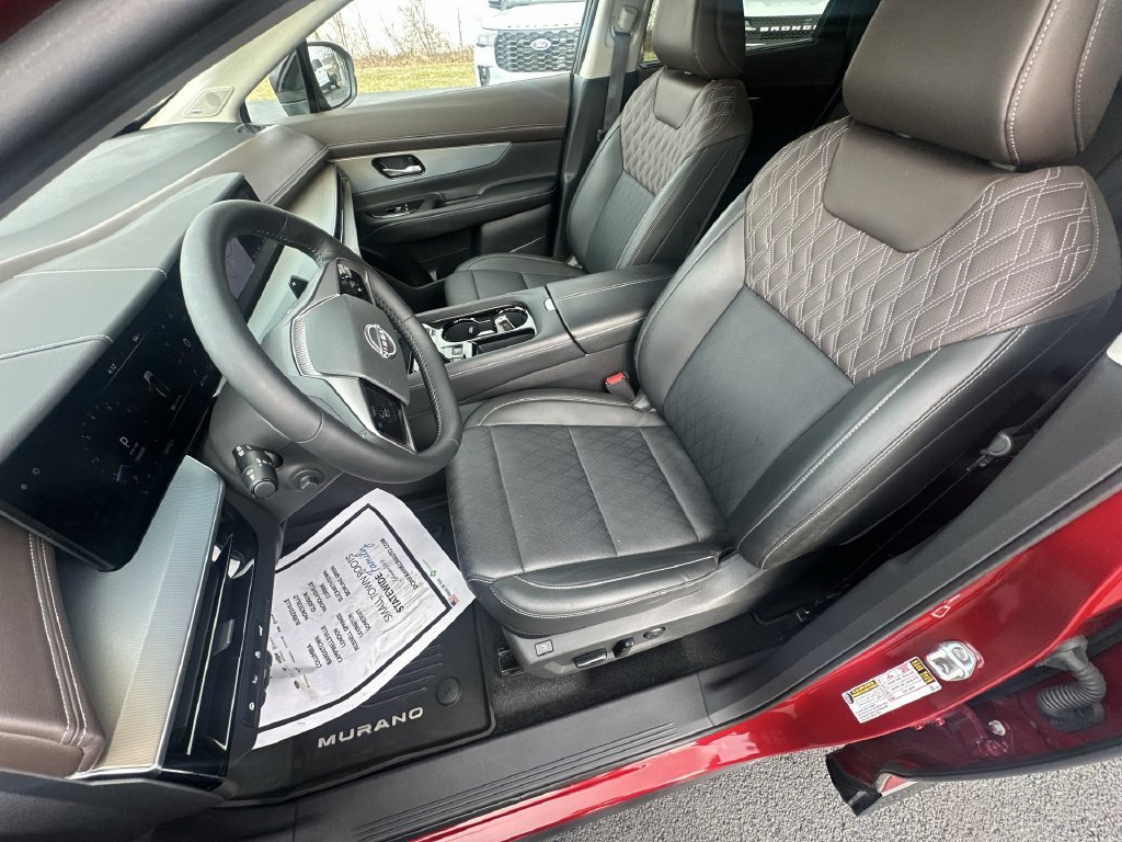 Used 2025 Red Nissan Platinum image 17