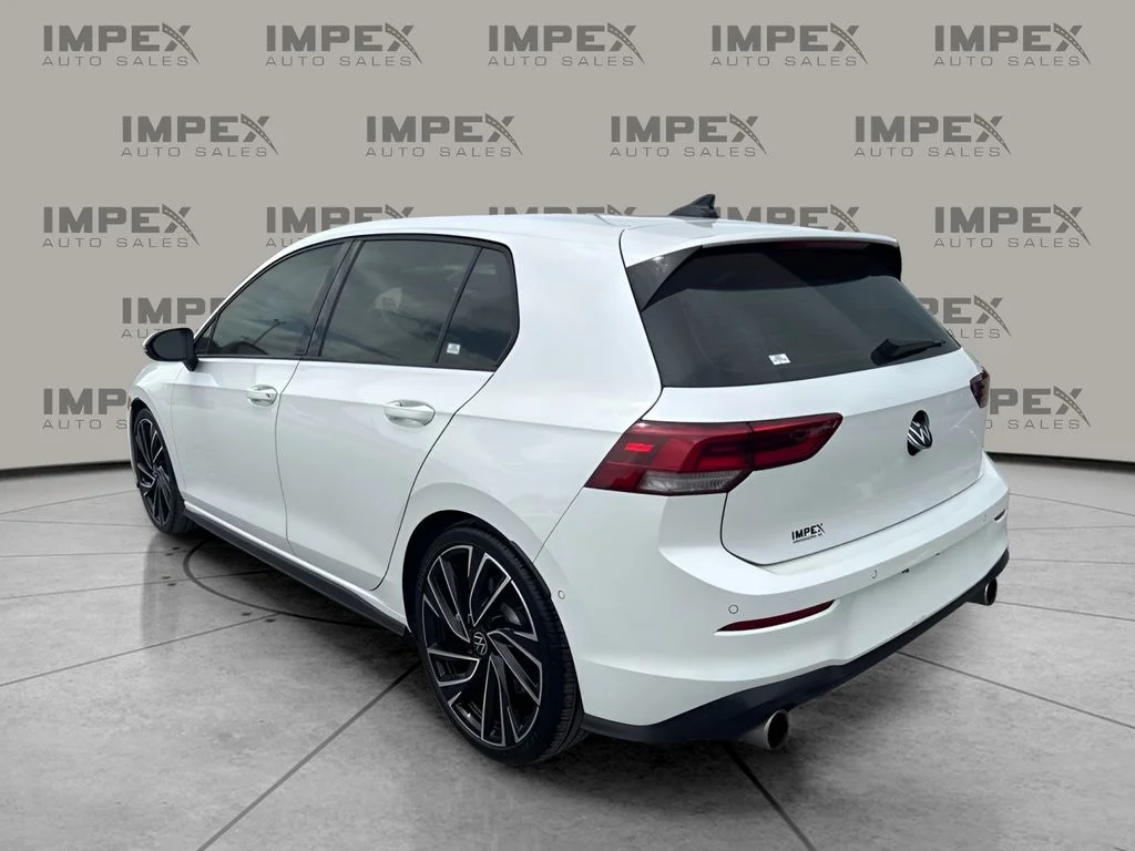 Used 2022  Volkswagen Autobahn image 2