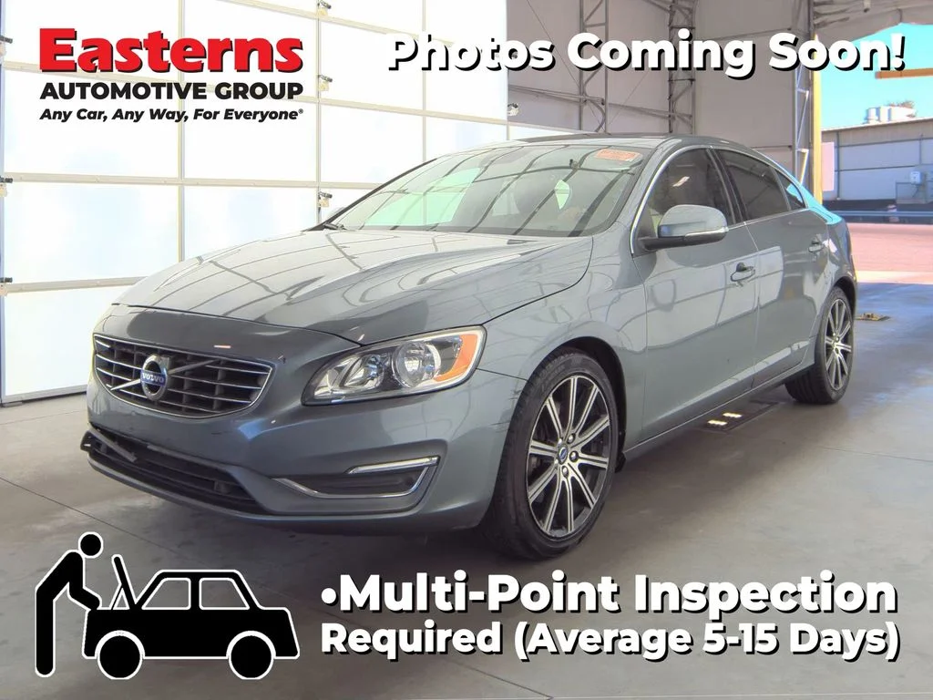 Used 2017 Gray Volvo T5 image 1