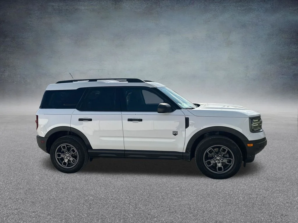 Used 2022 White Ford Big Bend image 6