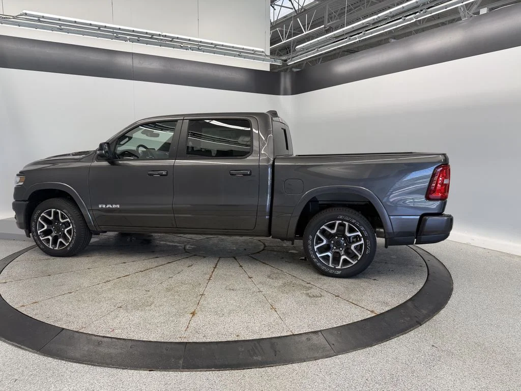 New 2026 Granite Crystal Metallic Clear-Coat Exterior Paint Ram Laramie image 10