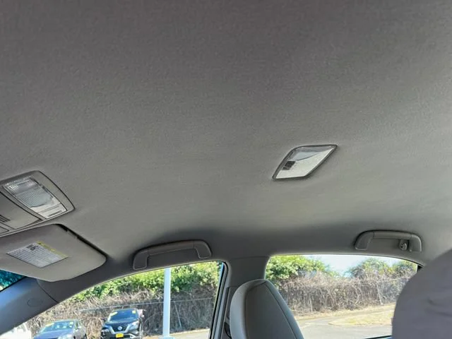 Used 2011 Blue Ribbon Metallic Toyota LE image 26