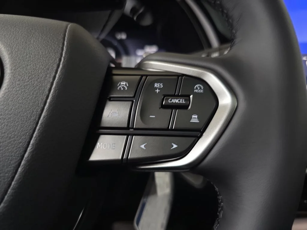 New 2026 Eminent White Pearl Lexus PREMIUM AWD image 17