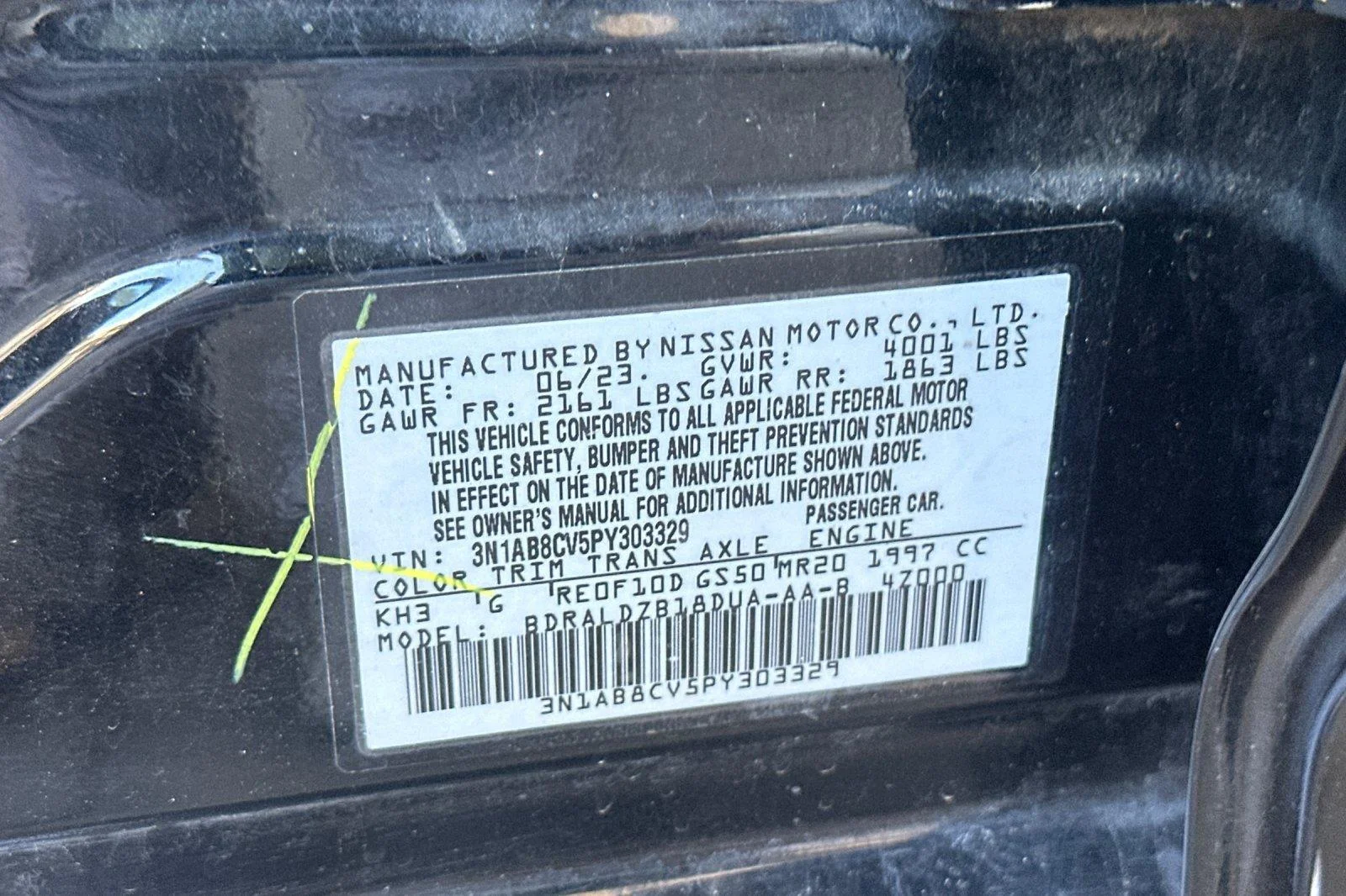 Used 2023 Super Black Nissan SV image 28