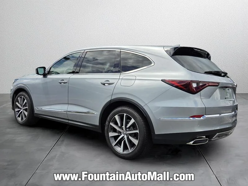 Used 2026 Solar Silver Metallic Acura FWD W/TECHNOLOGY PACKAGE image 3