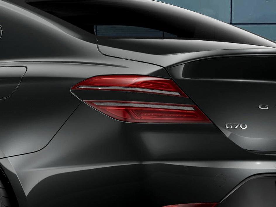 2025 GENESIS G70 Sport Advanced - Photo 10