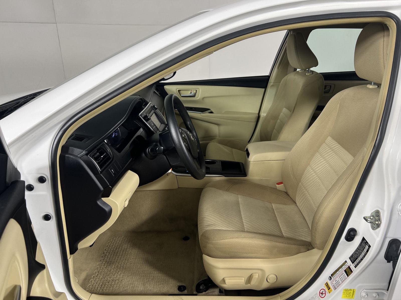 Used 2017 Super White Toyota XSE image 11