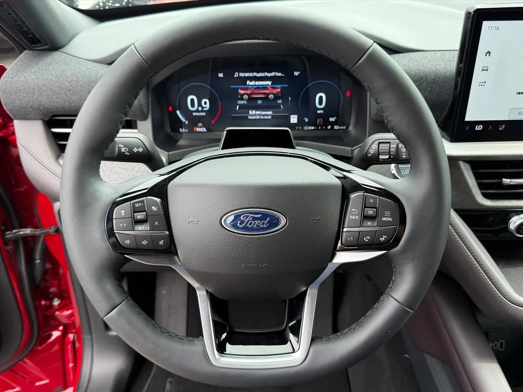 New 2026 Rapid Red Metallic Tinted Clearcoat Ford Platinum™ image 9