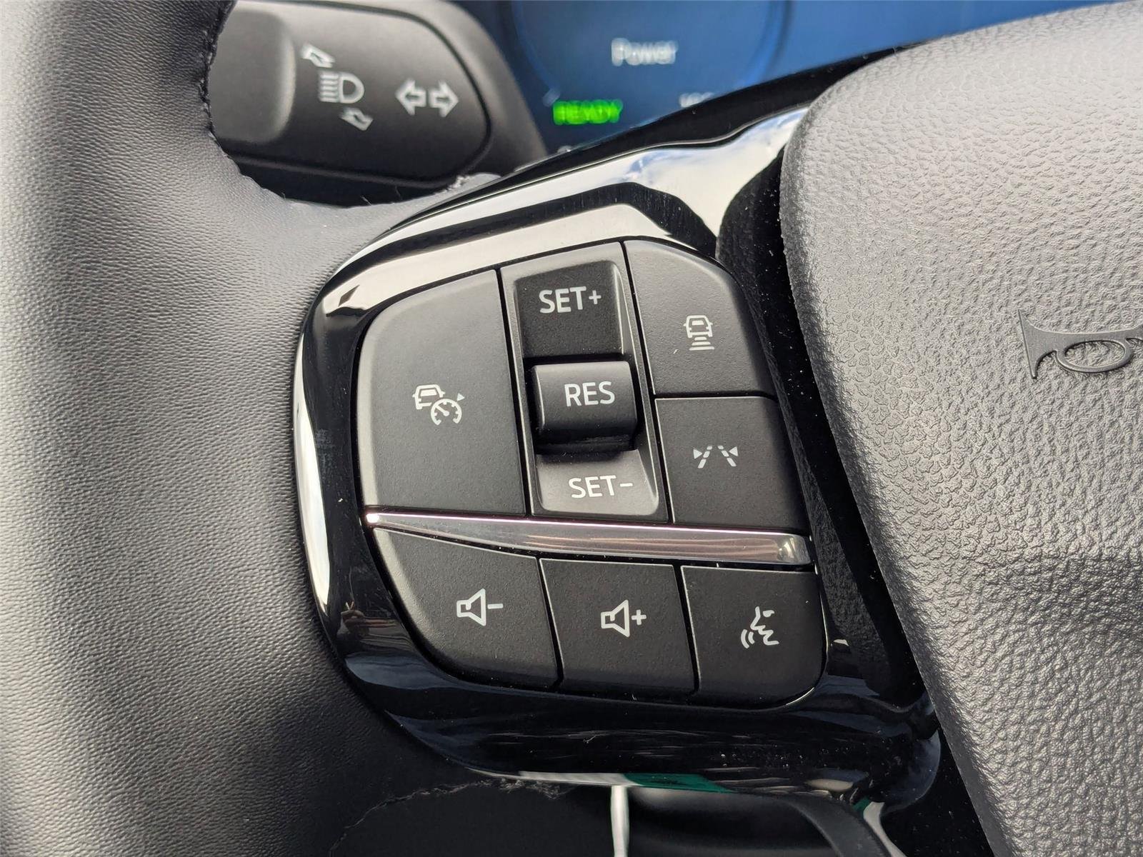 2025 Ford Escape Plug-in hybrid PHEV - Photo 19
