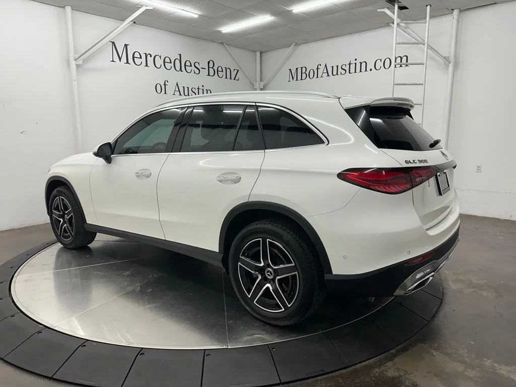 Certified Used 2026 White Mercedes-Benz GLC 300 image 5