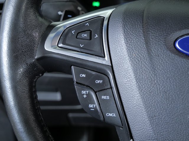 Used 2016 Gray Ford SEL image 30