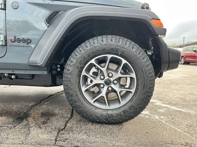 New 2026 Anvil Clear-Coat Exterior Paint Jeep Sport S image 17