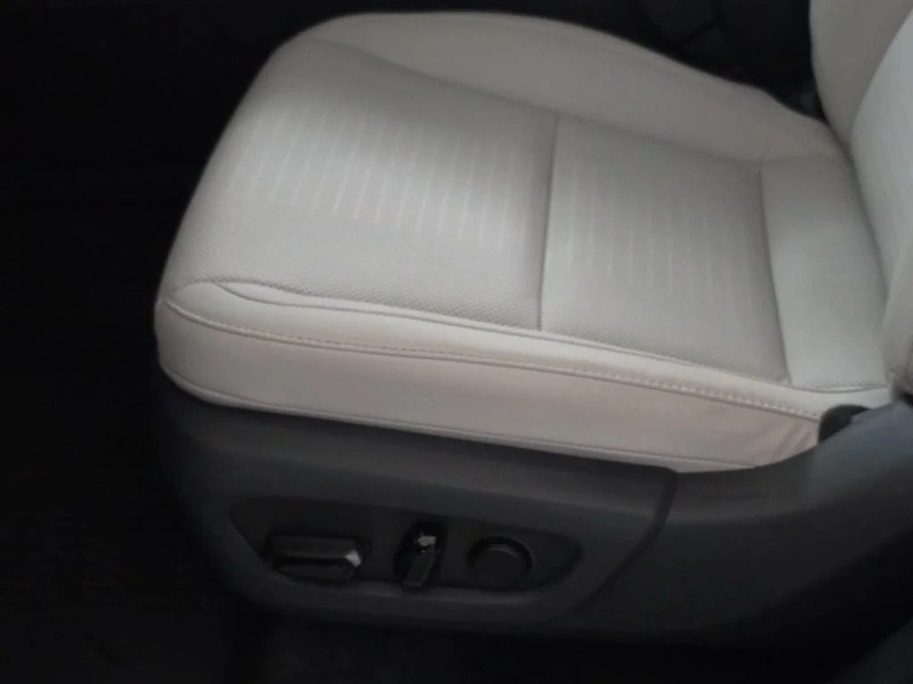 New 2026 Wind Chill Pearl Lexus AWD image 27