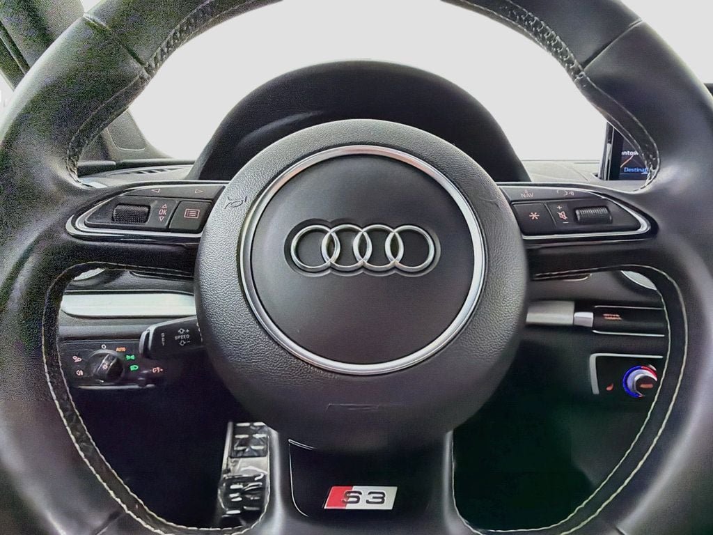 Used 2016 Sepang Blue Pearl Effect Audi 4dr Sedan quattro 2.0T Premium Plus image 11
