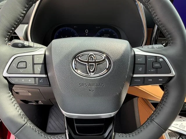 New 2026 Ruby Flare Pearl Toyota Platinum image 11