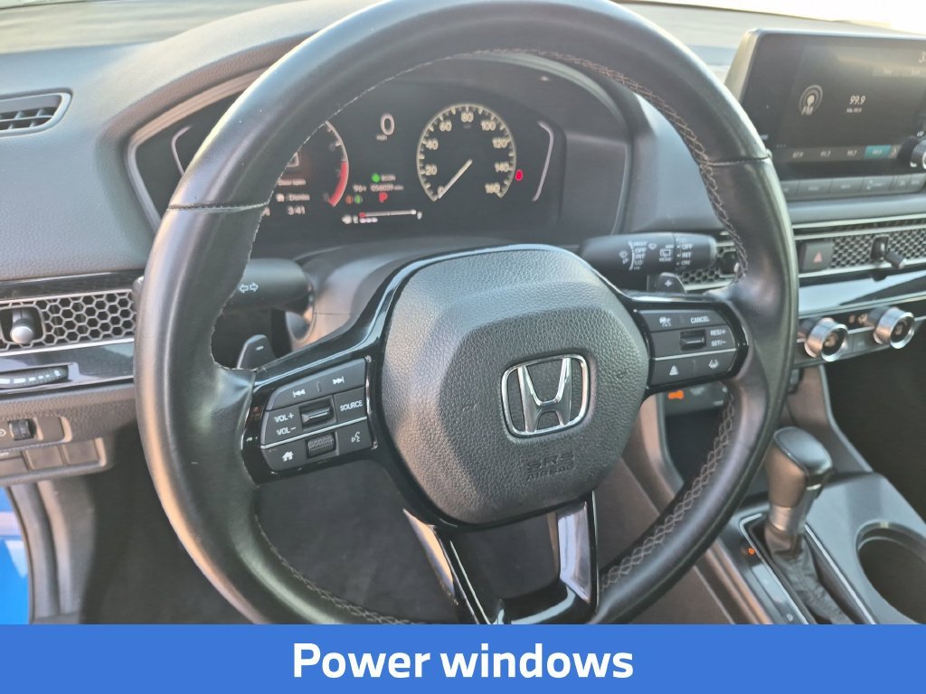Used 2025  Honda Sport image 15