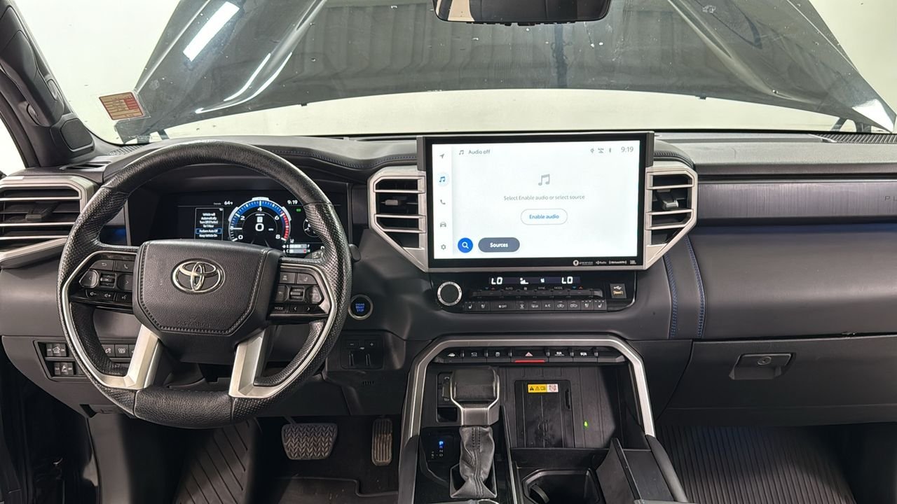 Used 2022 Black Toyota Platinum image 9