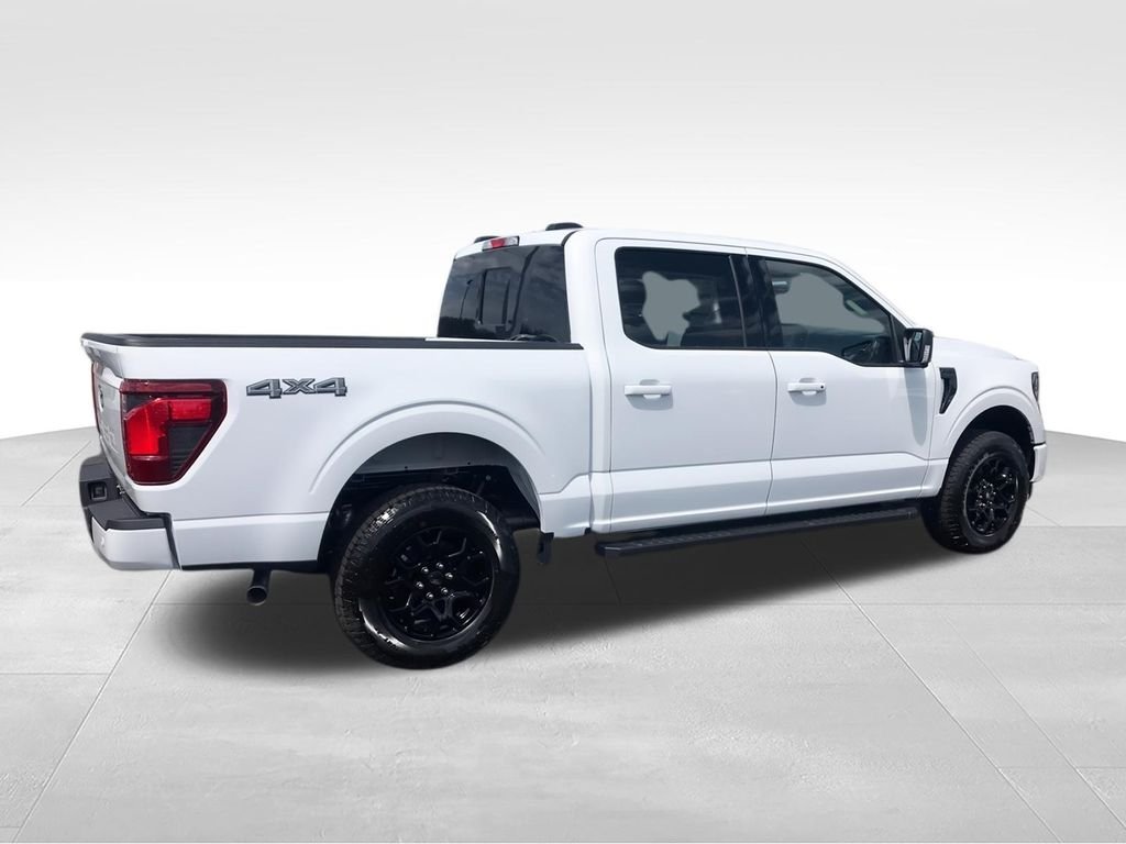 New 2026 White Ford XLT image 8