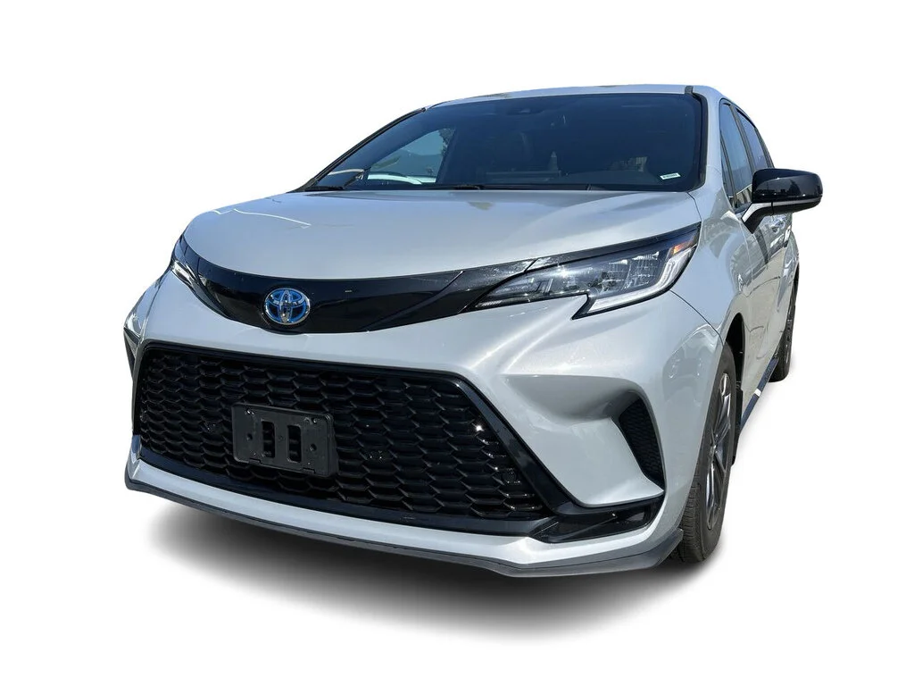 Used 2025  Toyota Sienna XSE AWD 7-Pass Dilawri Certified   Elevate image 5