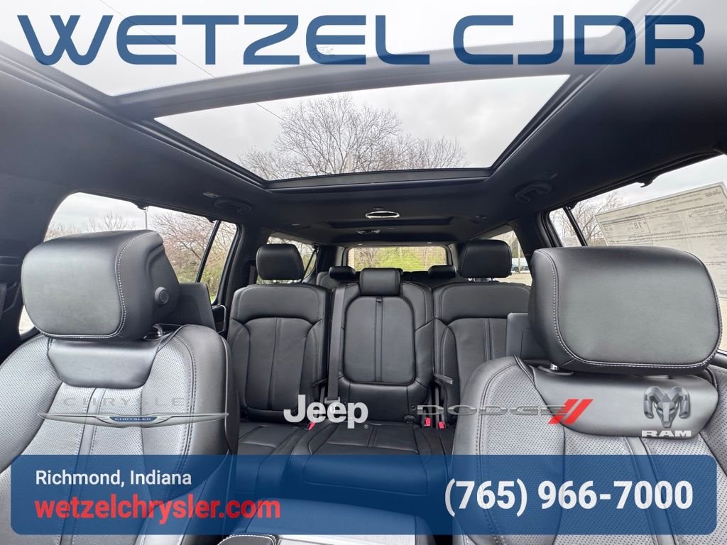 New 2026 Velvet Red Pearl-Coat Exterior Paint Jeep Limited Altitude image 12