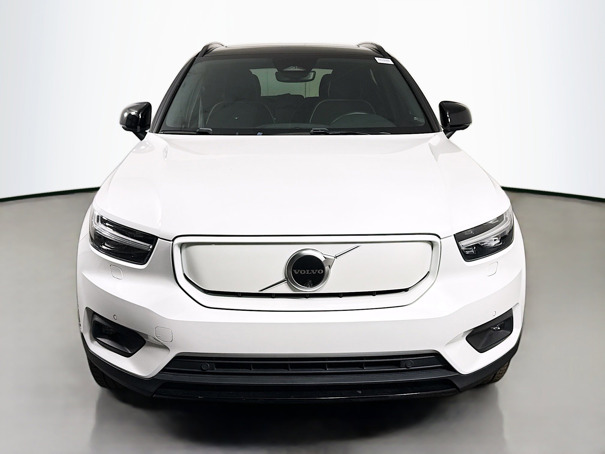 Used 2022 Volvo XC40 Plus with VIN YV4ED3UR4N2712525 for sale in Palmetto Bay, FL