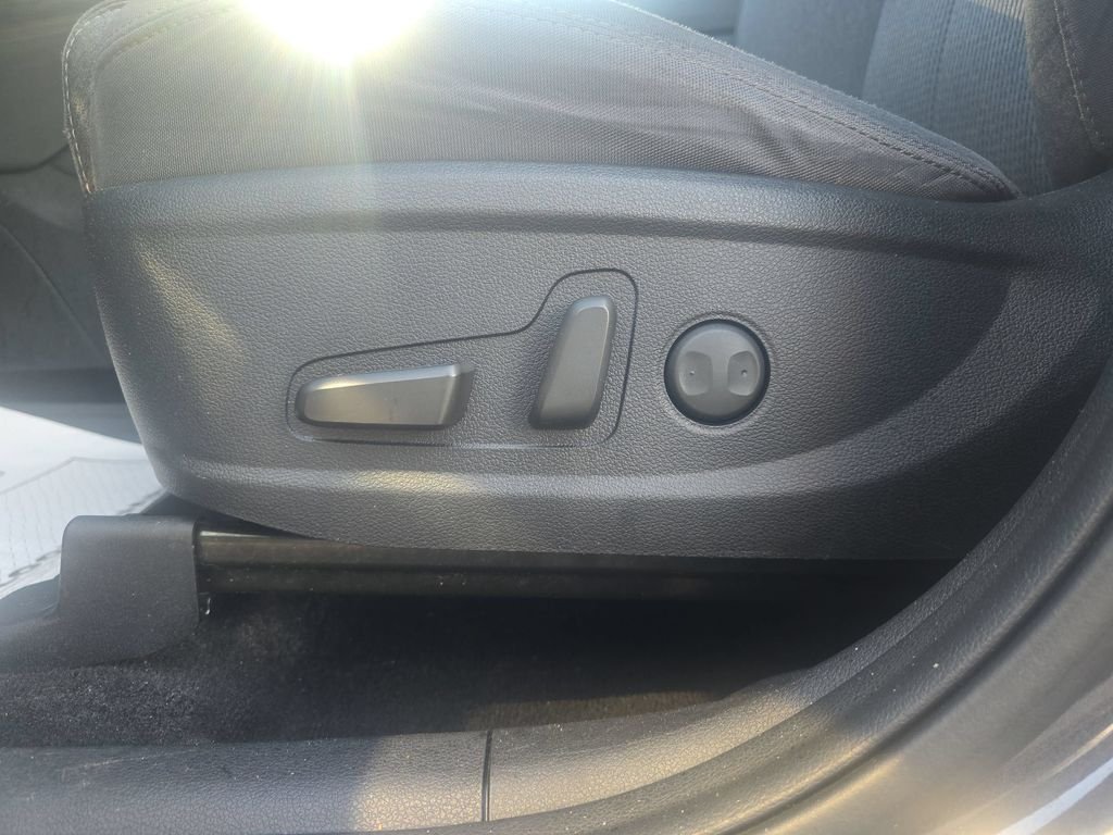 Used 2020 Portofino Gray Hyundai SEL image 16